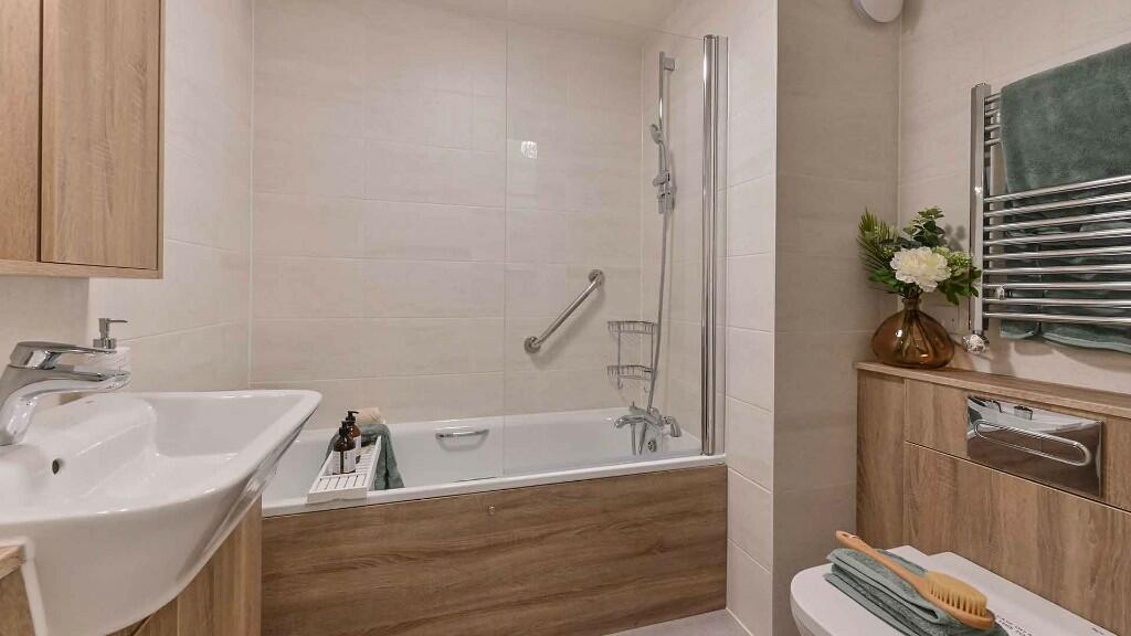 Additional image 5 of 2 Bed Apartment, Edinburgh Lodge, Orpington