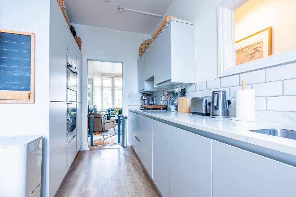 Additional image 9 of Hall Floor Flat, Harcourt Road, Redland, Bristol, BS6 7RQ