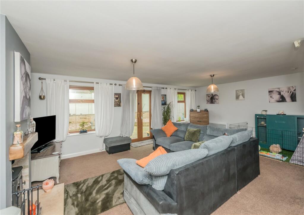 Additional image 5 of Whitcliffe Road, Cleckheaton, West Yorkshire, BD19