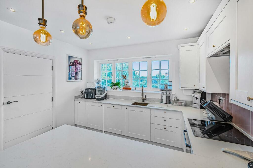 Additional image 13 of The Avenue, Beckenham