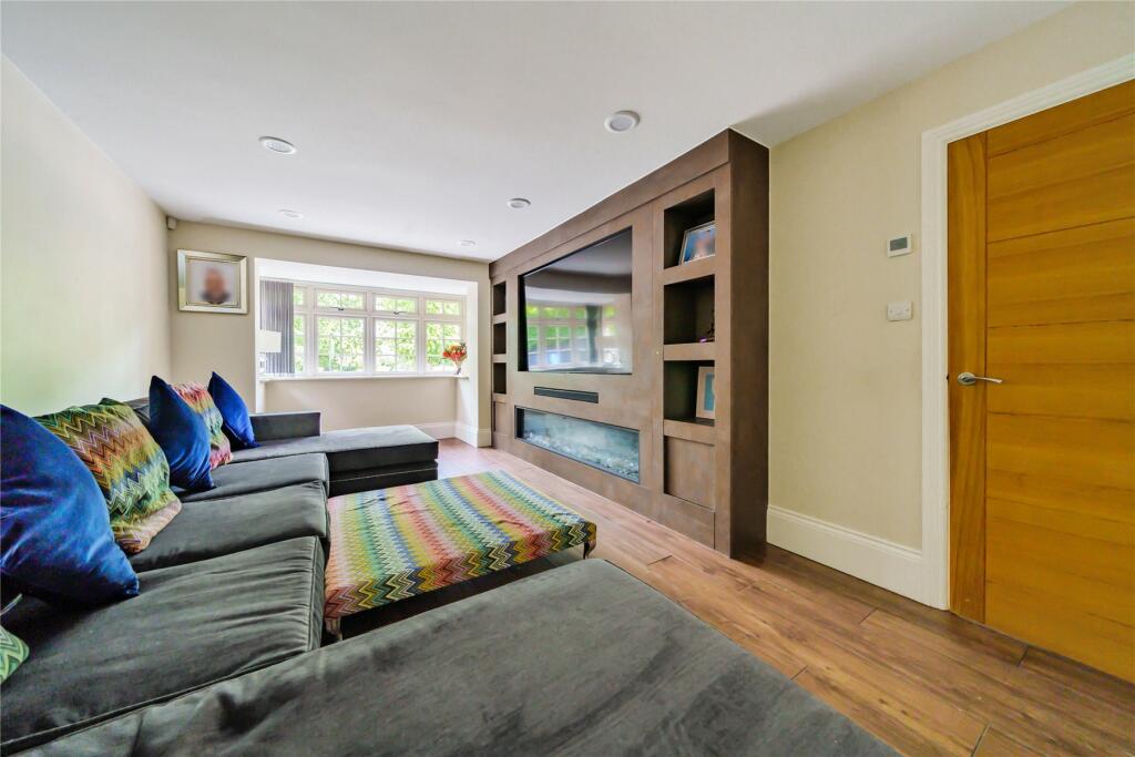 Additional image 7 of Mead Road, Chislehurst