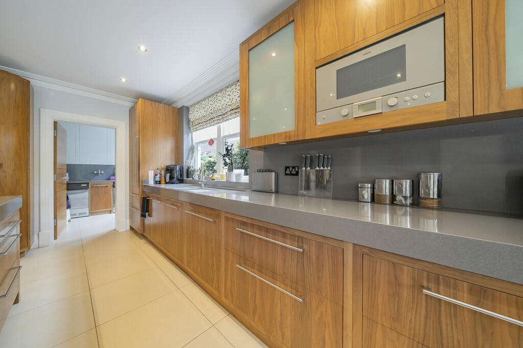 Additional image 19 of The Glen, Farnborough Park, Orpington