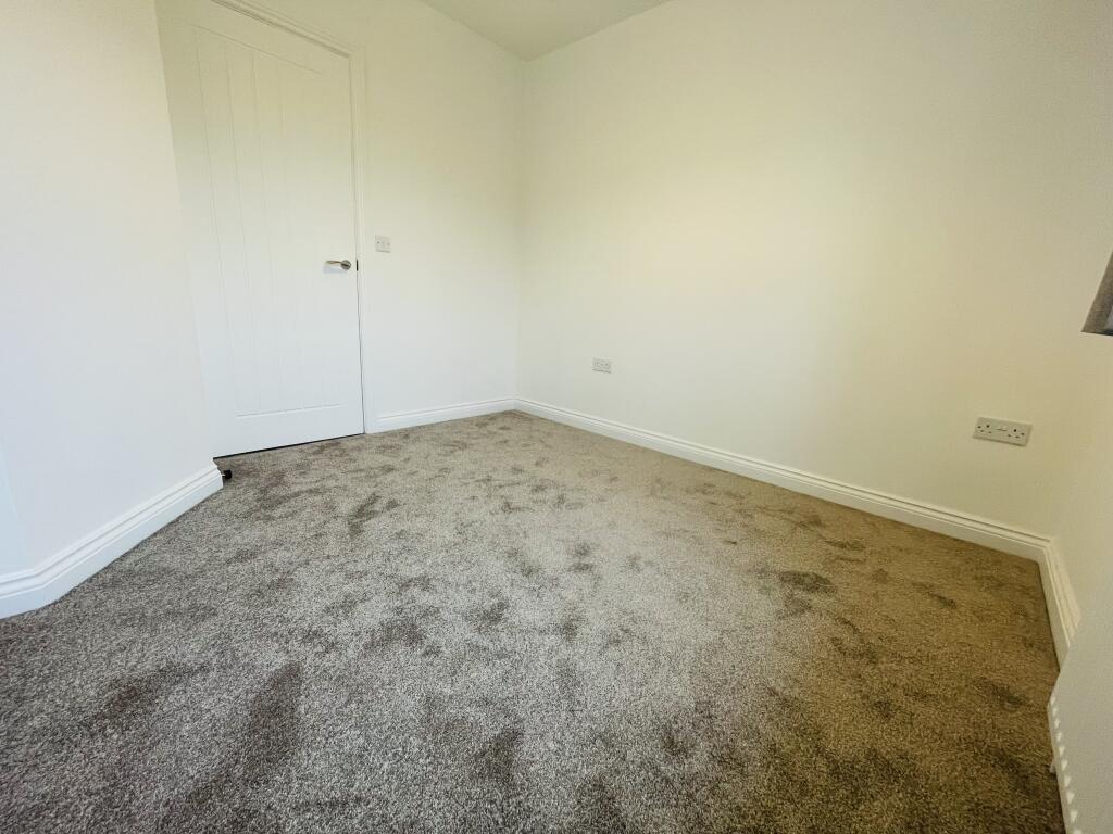 Additional image 9 of Saddle Close