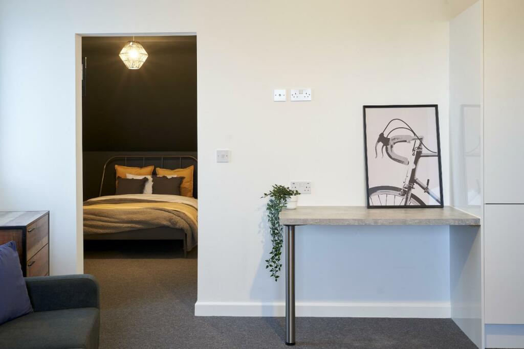 Additional image 2 of 98 Blackswarth Road, Three Crowns, Kings Court, Bristol