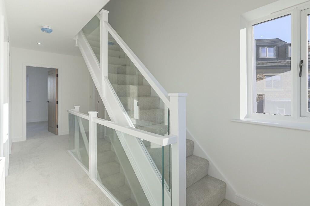 Additional image 25 of Hillside View, Drighlington