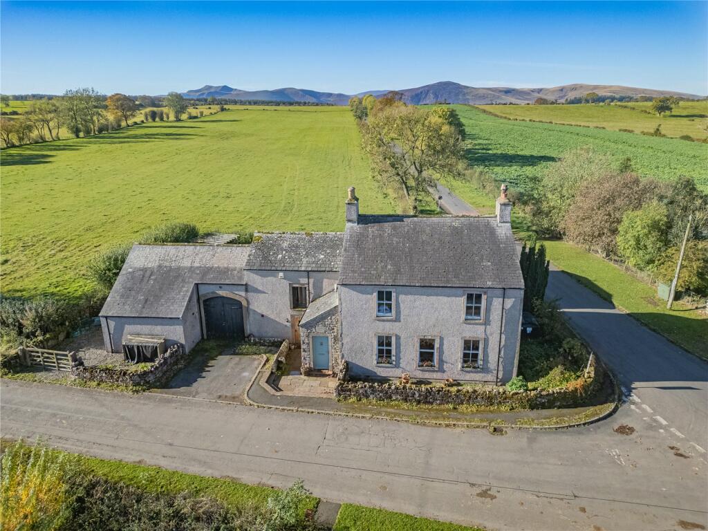 Crown House & Cottages, Lamonby, Penrith