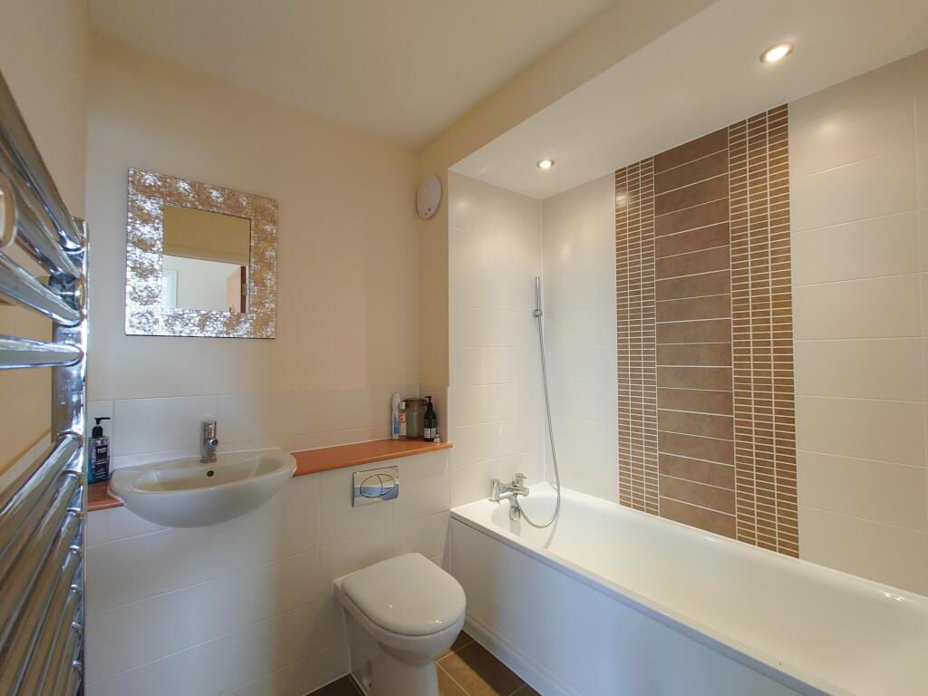Additional image 13 of Versailles, West Quay, Newhaven