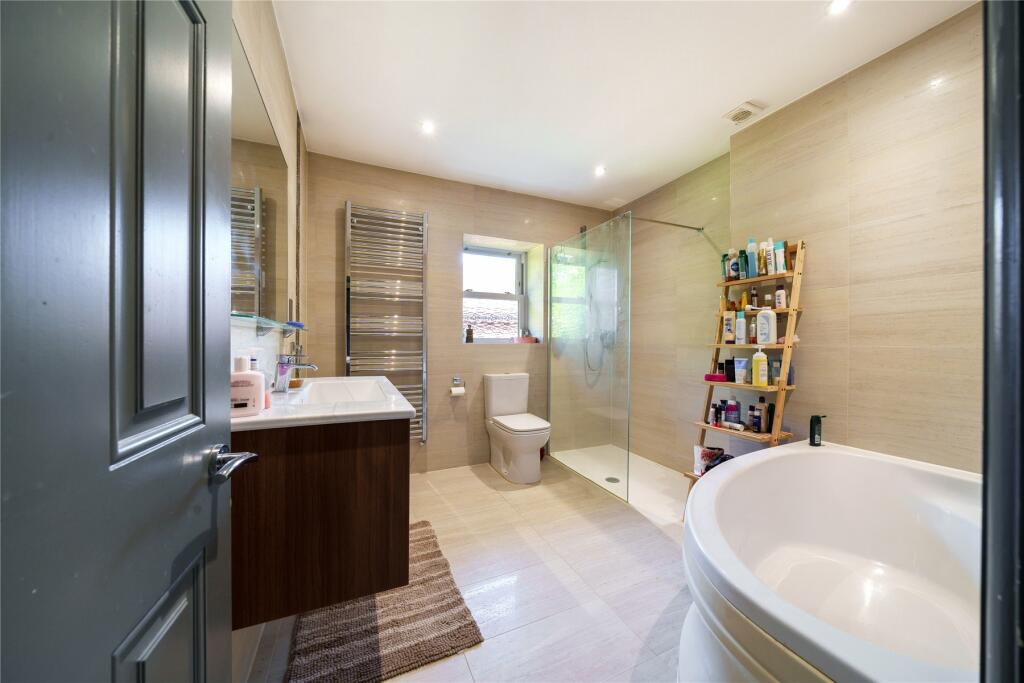 Additional image 21 of Birch Mead, Farnborough Park