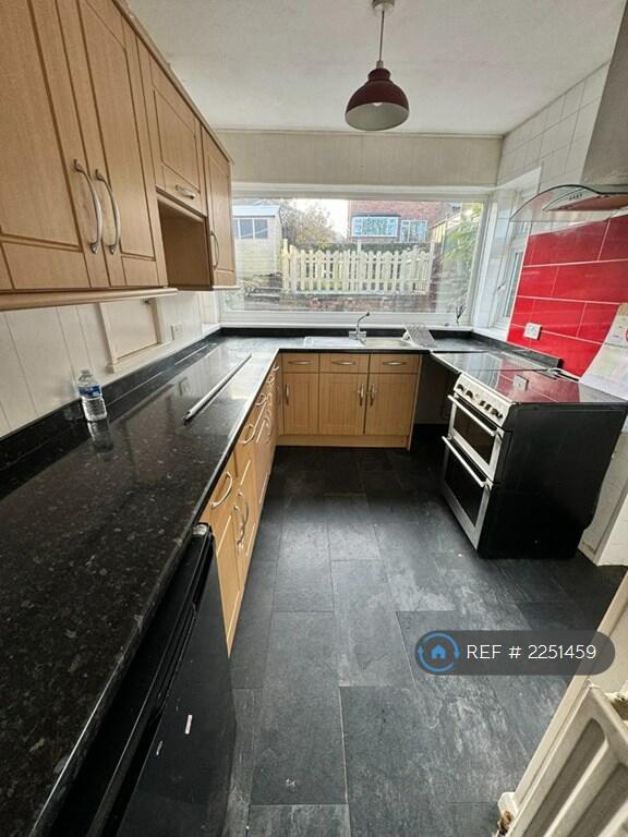 Additional image 5 of Roundhill Mount, Bingley, BD16