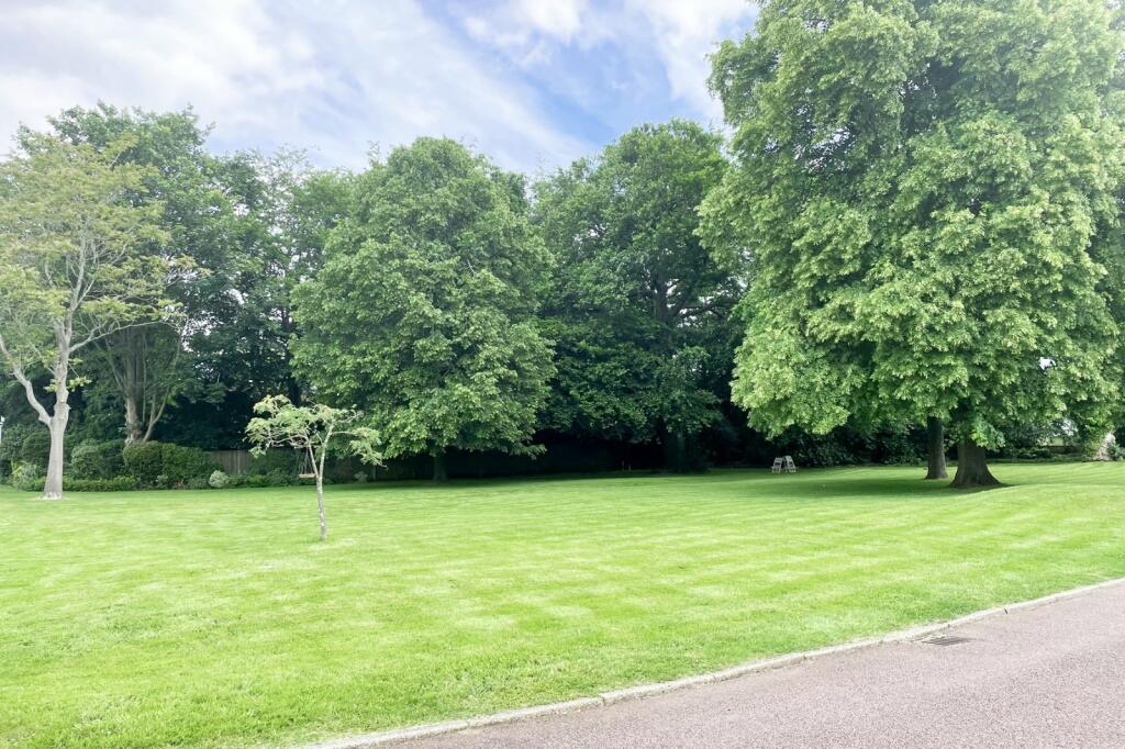 Additional image 28 of The Glebe, Chislehurst, Kent, BR7