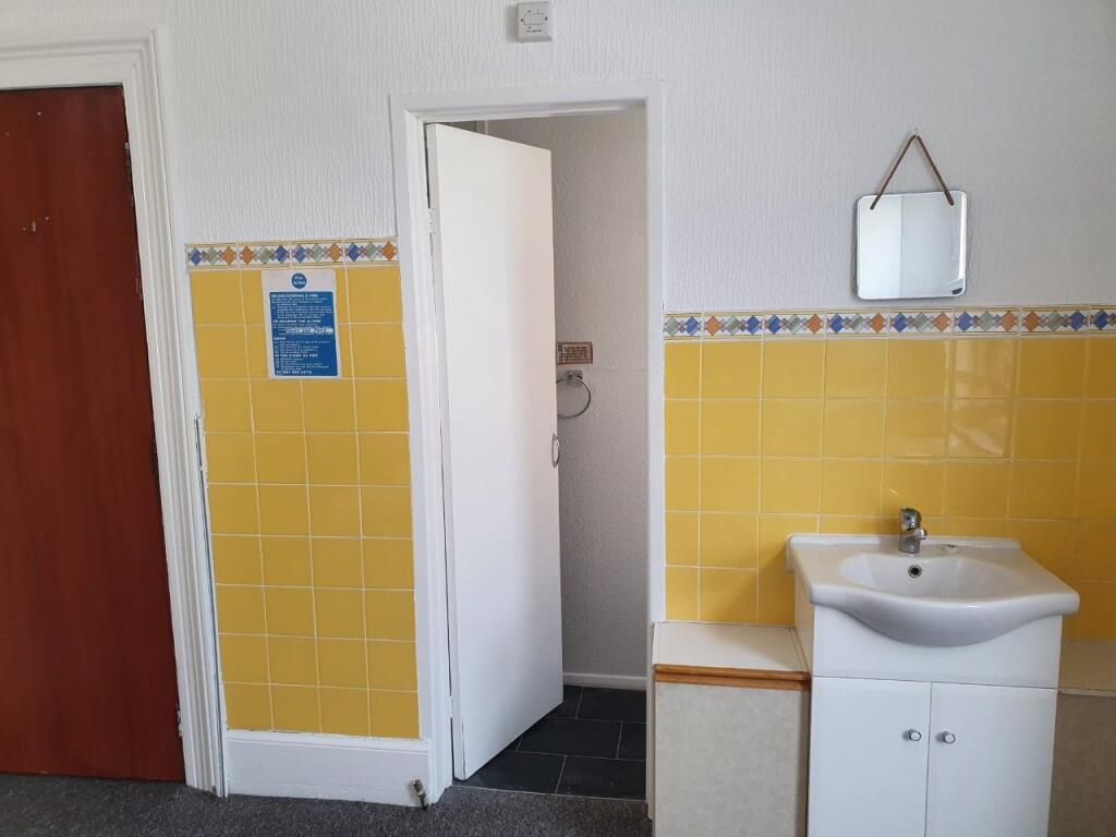 Additional image 15 of Double Room First Floor, Knightstone Road