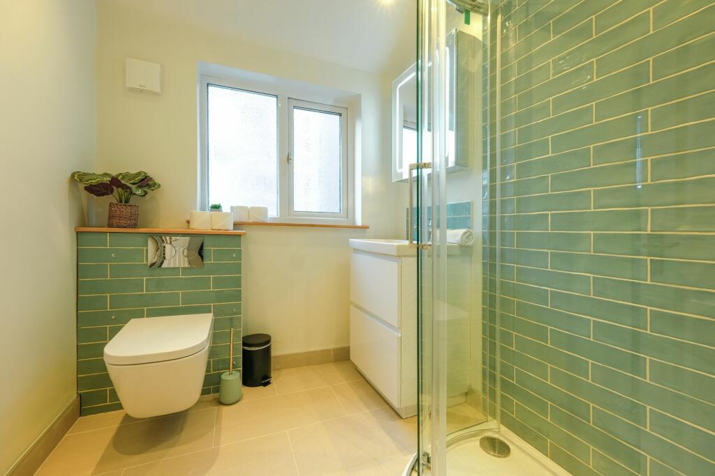 Additional image 5 of Flat ,  Raleigh Road, Bristol