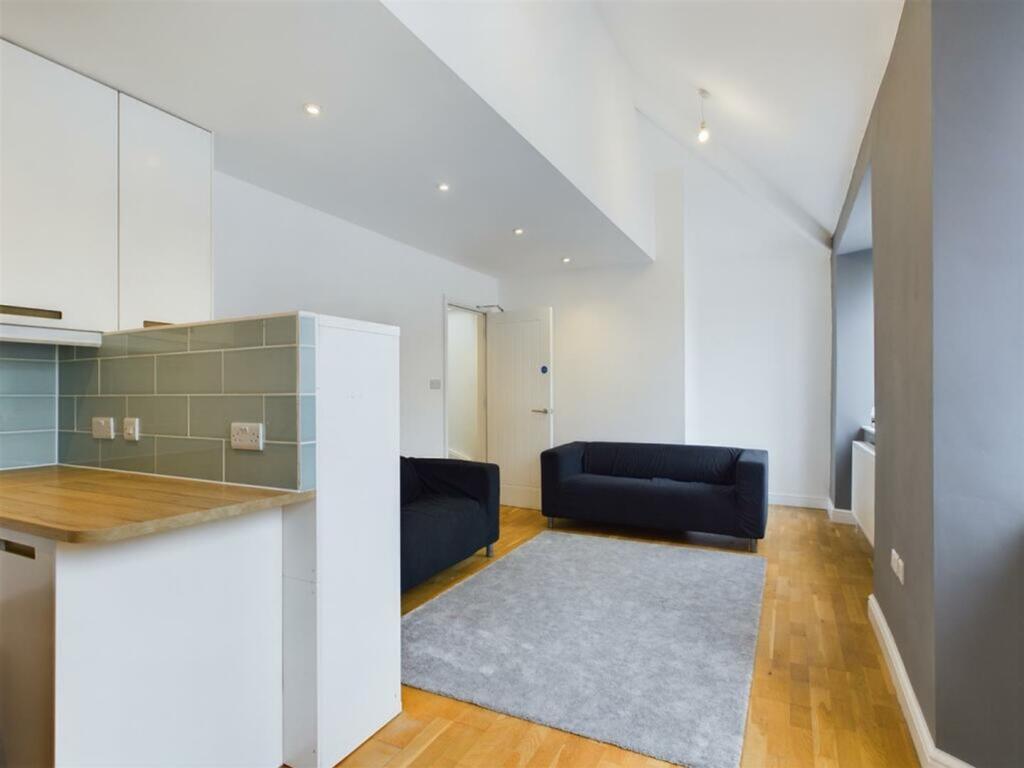 Additional image 16 of High Street, Bristol