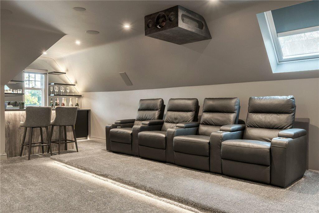 Additional image 32 of Plaistow Lane, Bromley