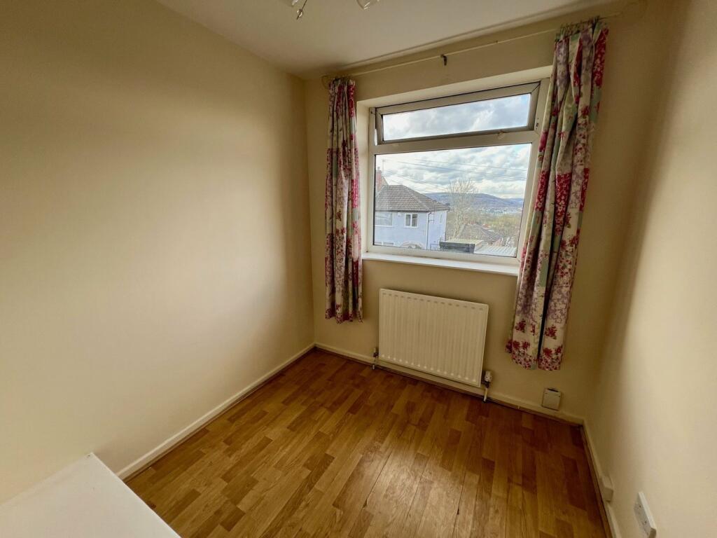 Additional image 8 of Nab Wood Drive, Shipley, BD18