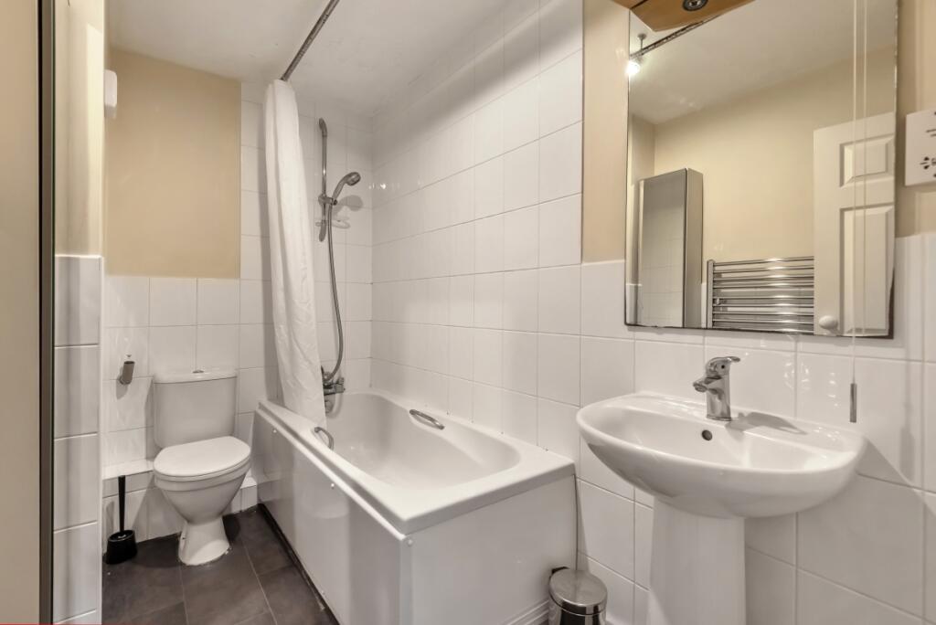 Additional image 5 of Brackley Road Beckenham BR3