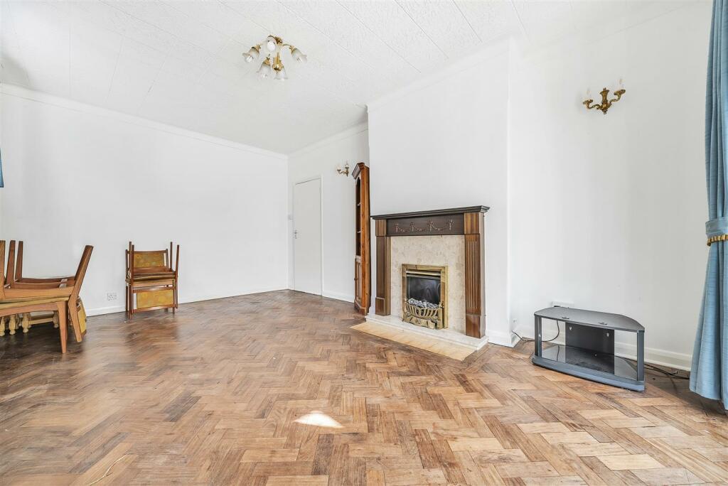 Additional image 16 of Monks Way, Crofton