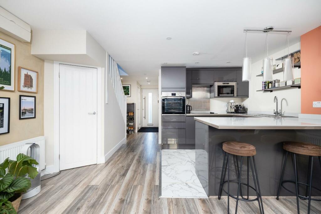 Additional image 5 of Murray Street, Southville