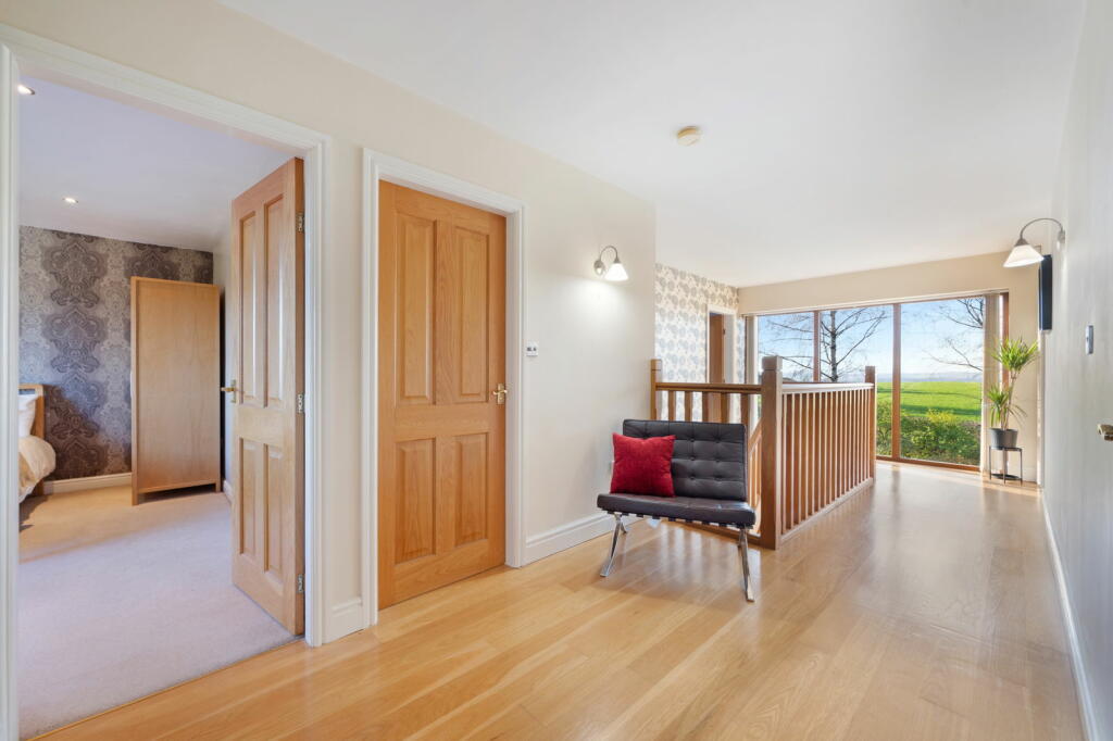 Additional image 16 of Latham Lane, Gomersal, Cleckheaton, BD19