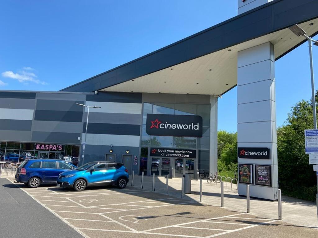Additional image 5 of UNIT 11 RIVERSIDE RETAIL PARK, Yate, BS37 4AY