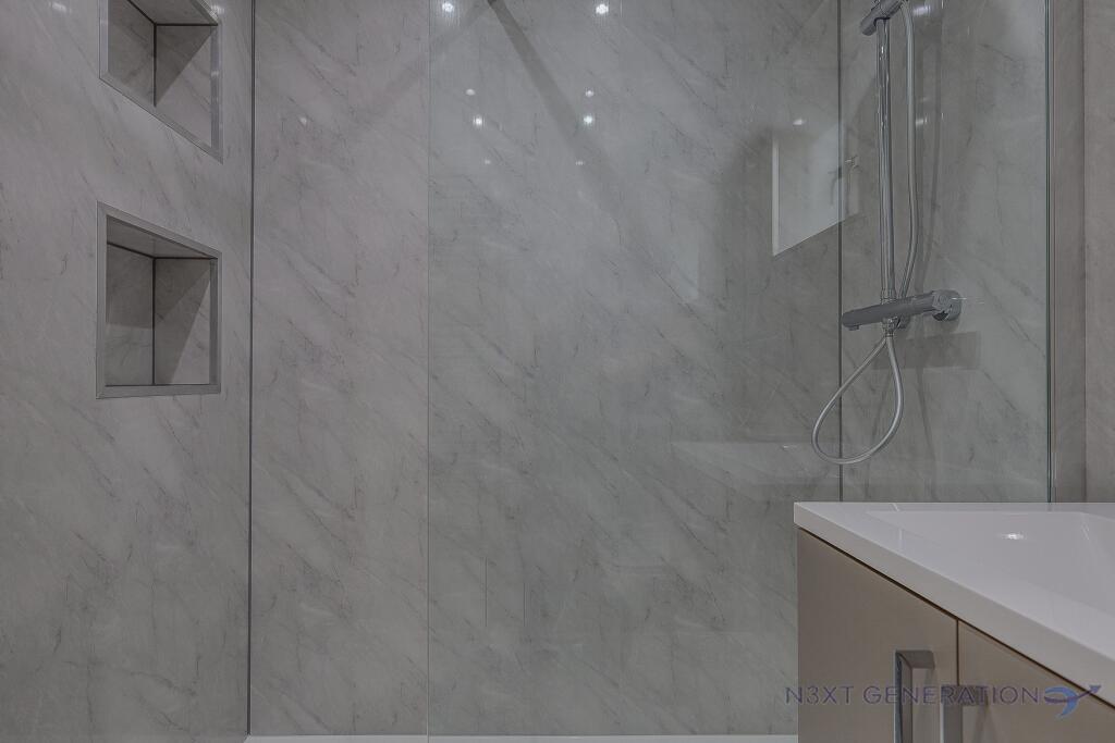 Additional image 24 of Hillside View, Drighlington