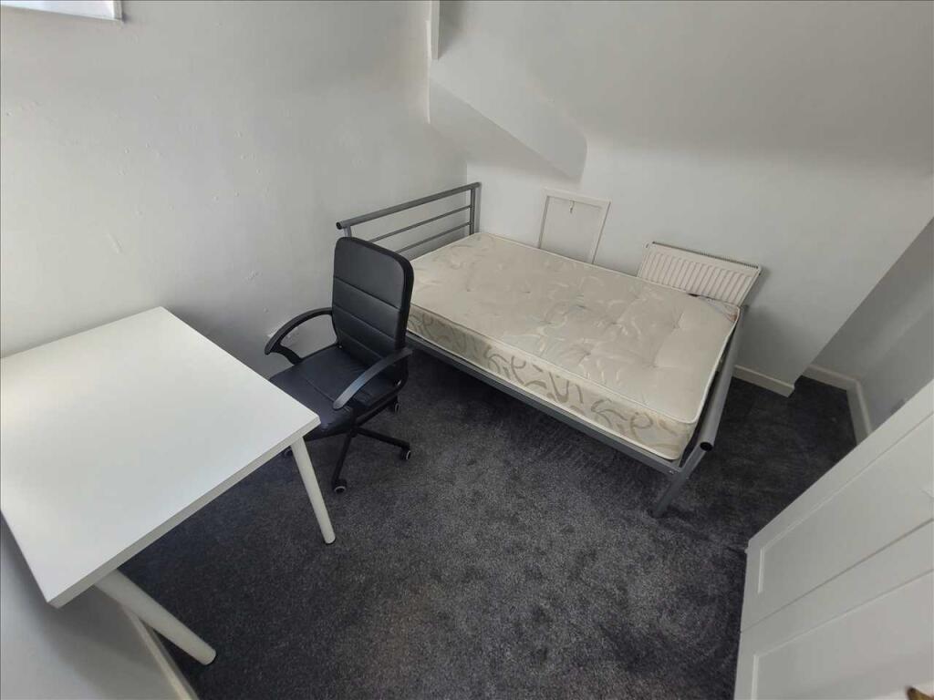 Additional image 7 of Chesterfield Road