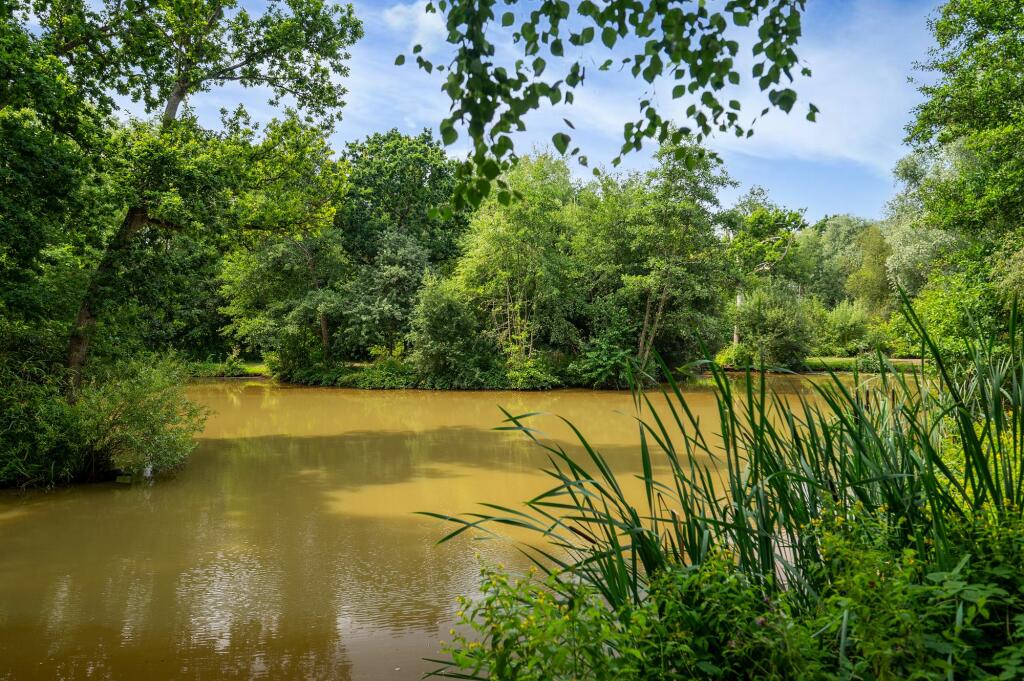 Additional image 18 of Laughton, Lewes, BN8