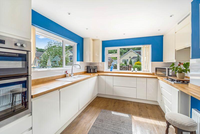 Additional image 17 of Cliff Road, Worlebury - FABULOUS GARDEN