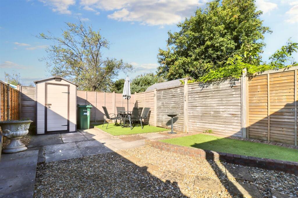 Additional image 11 of Within a cul de sac close to Clevedon riverbank walks