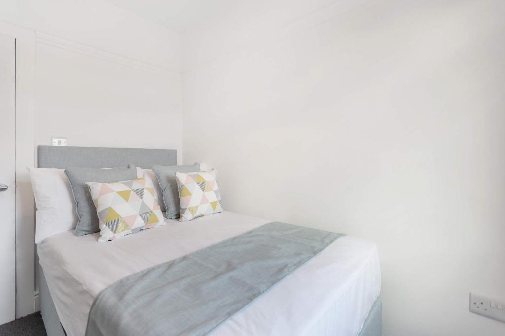 Additional image 14 of Station Road, Bristol, BS34