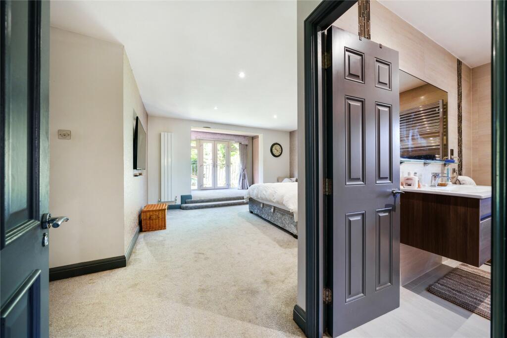 Additional image 20 of Birch Mead, Farnborough Park