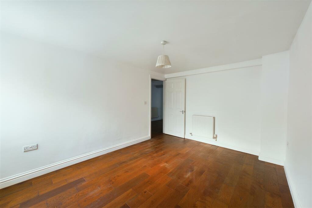 Additional image 13 of 2 BED FLAT | KNOWLE