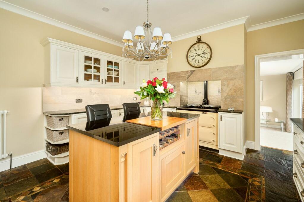 Additional image 3 of Bradford Road, Gomersal