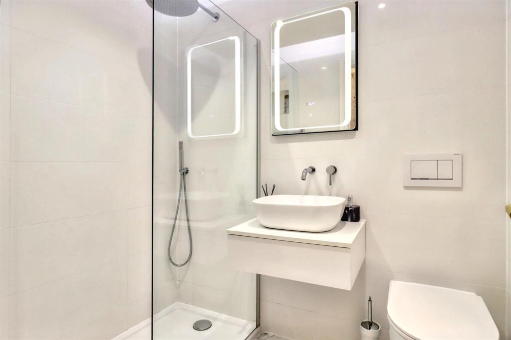 Additional image 11 of Beautiful ground floor apartment in Mid Clevedon