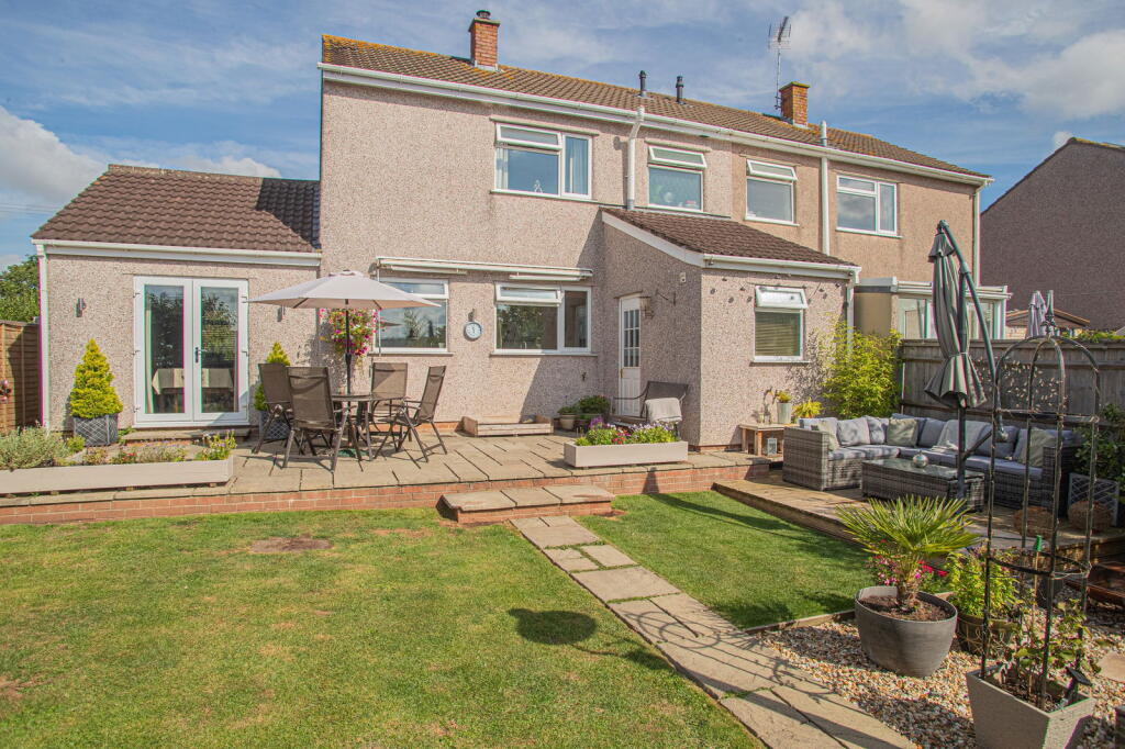 Holbrook Lane, Wick, Bristol, South Gloucestershire, BS30 5QY