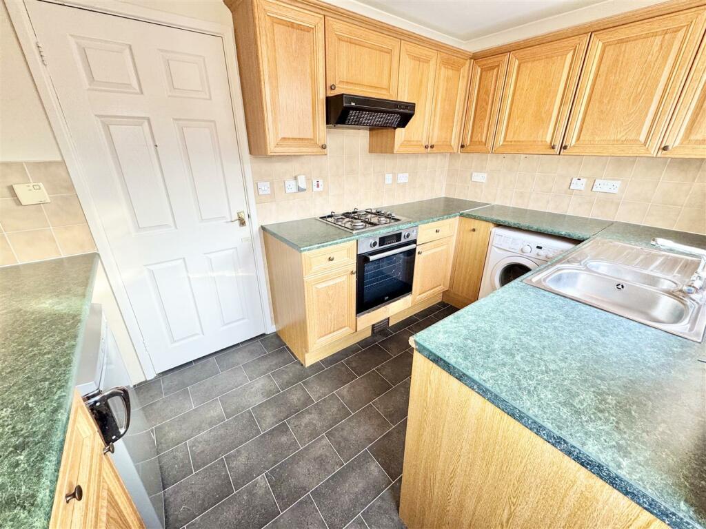 Additional image 11 of Cul-de-sac Location