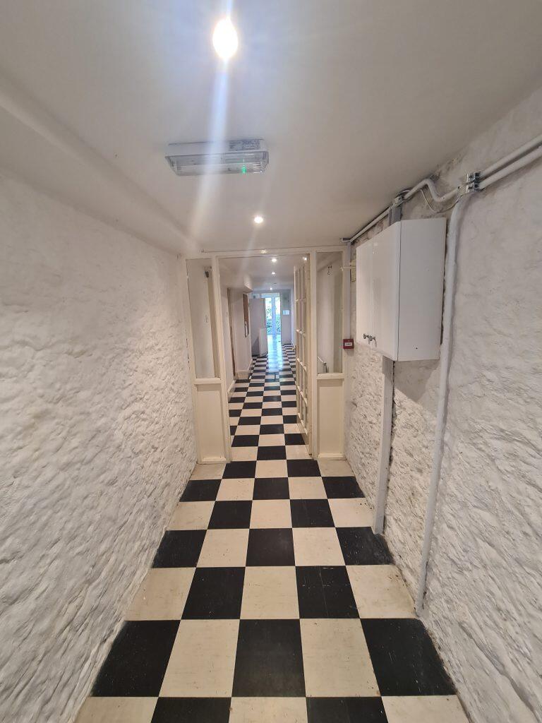 Additional image 18 of Beaufort Road – Garden Flat Ref 284