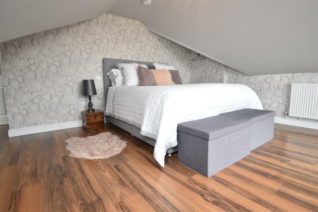 Additional image 19 of Combe Avenue, Portishead