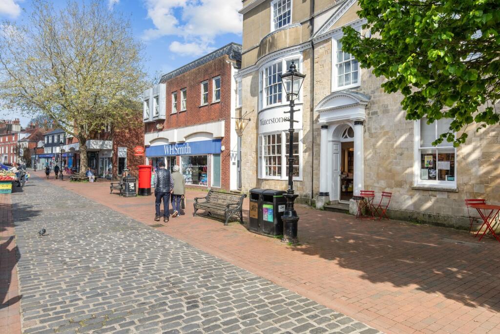 Additional image 8 of 220 High Street, Lewes, East Sussex, BN7