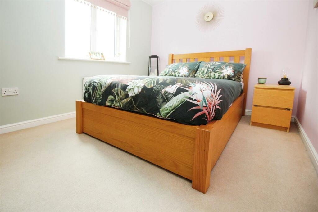 Additional image 20 of Oswin Gardens, Bradford, BD2 1DN