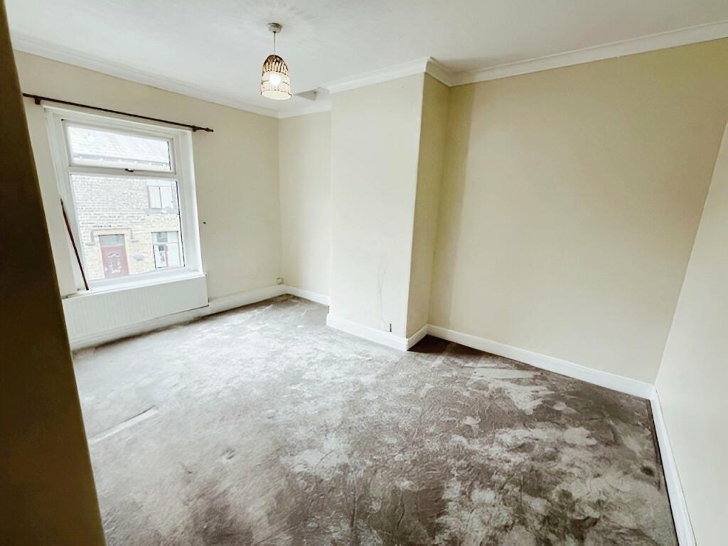 Additional image 7 of Whitcliffe Road, Cleckheaton, West Yorkshire, BD19