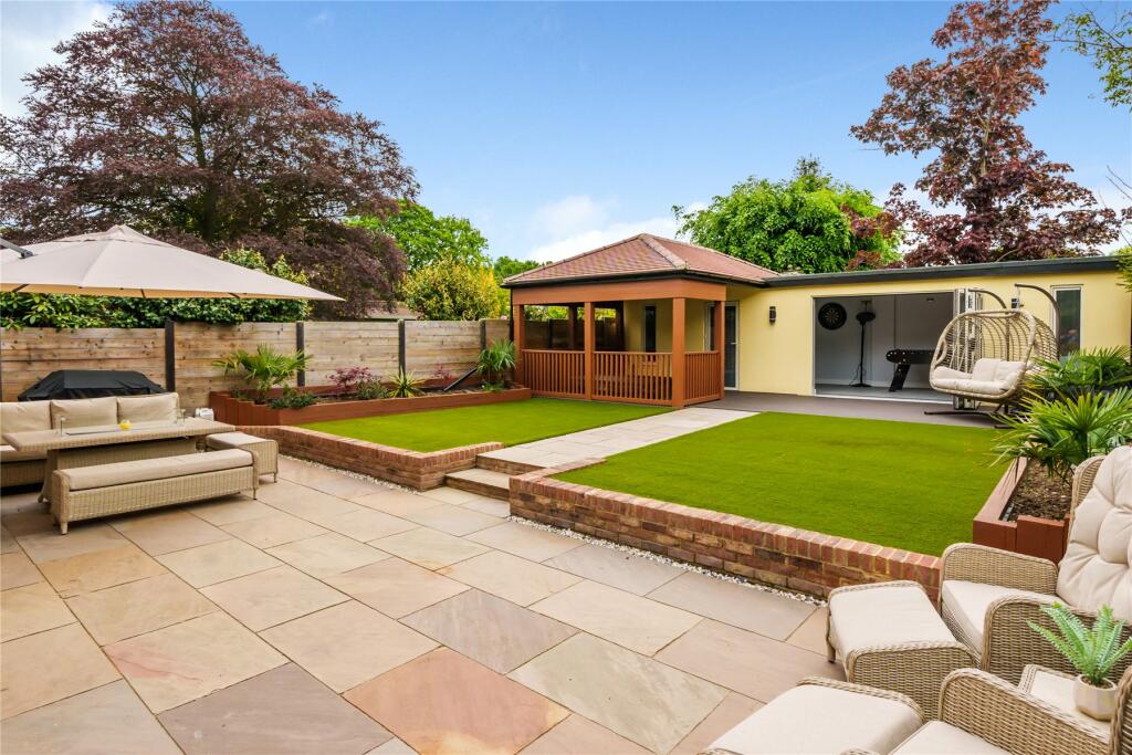 Additional image 30 of Mead Road, Chislehurst