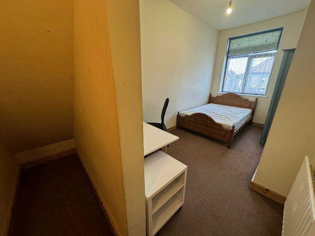 Fishponds Road, Bristol