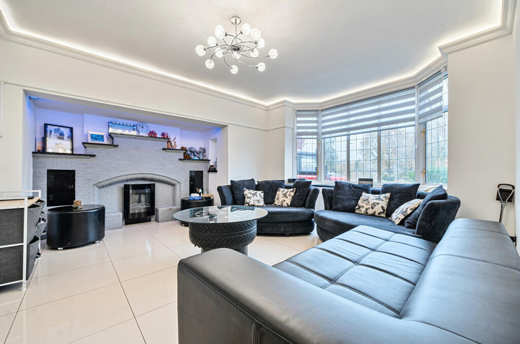 Additional image 39 of Marlings Park Avenue, Chislehurst, BR7