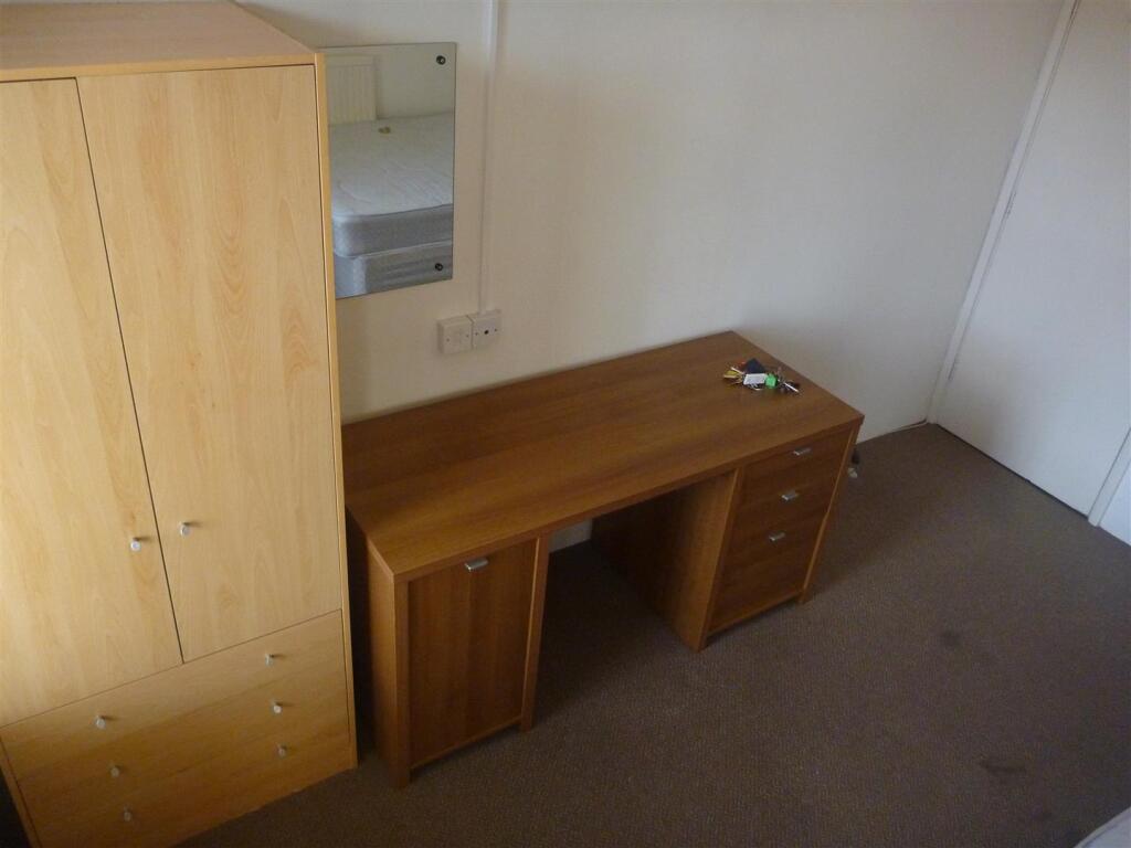 Additional image 3 of Cumberland Street, Bristol