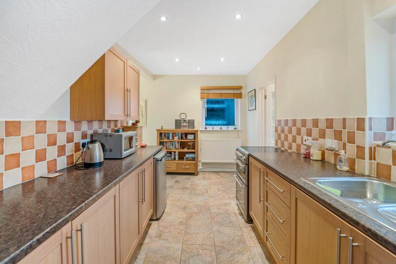 Additional image 12 of Byron Road, Locking - WONDERFUL POSITION