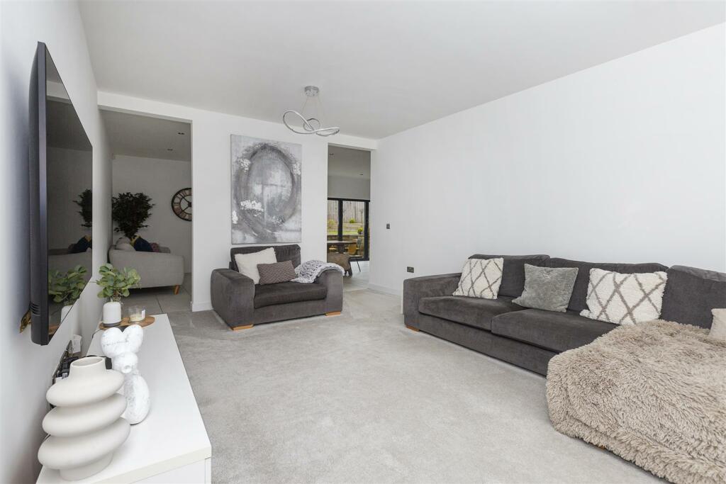 Additional image 6 of Snelsins Road, Cleckheaton