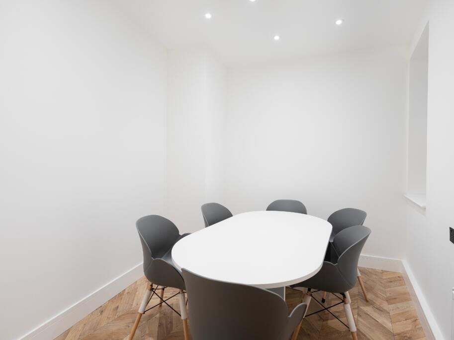 Additional image 4 of Apt 17, Yelland House #913829