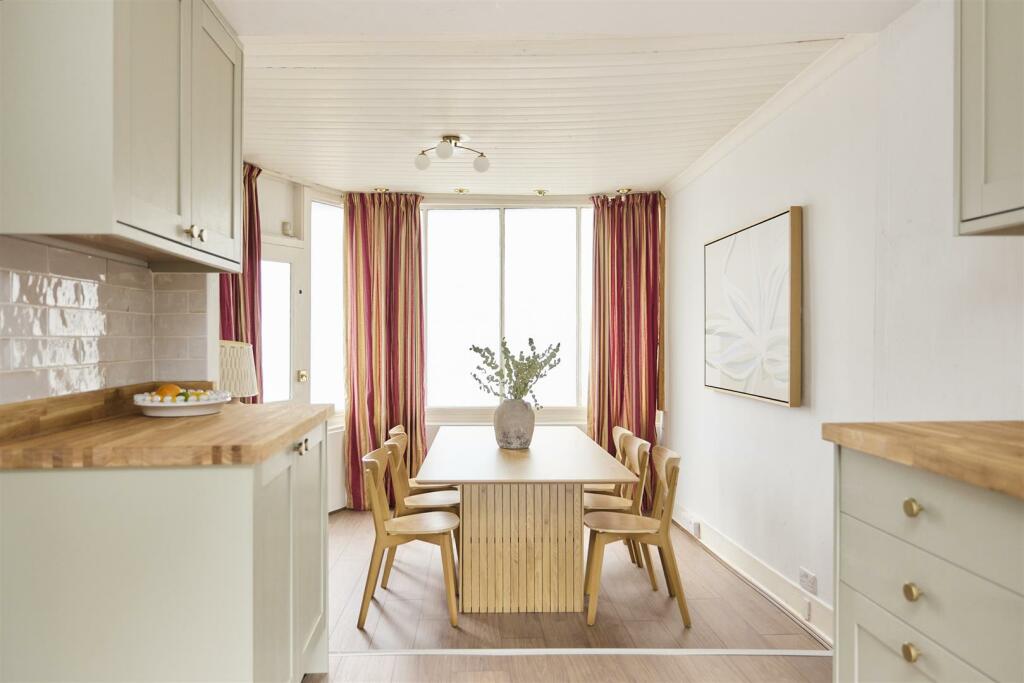 Additional image 2 of High Street, Lewes, BN7 1XH