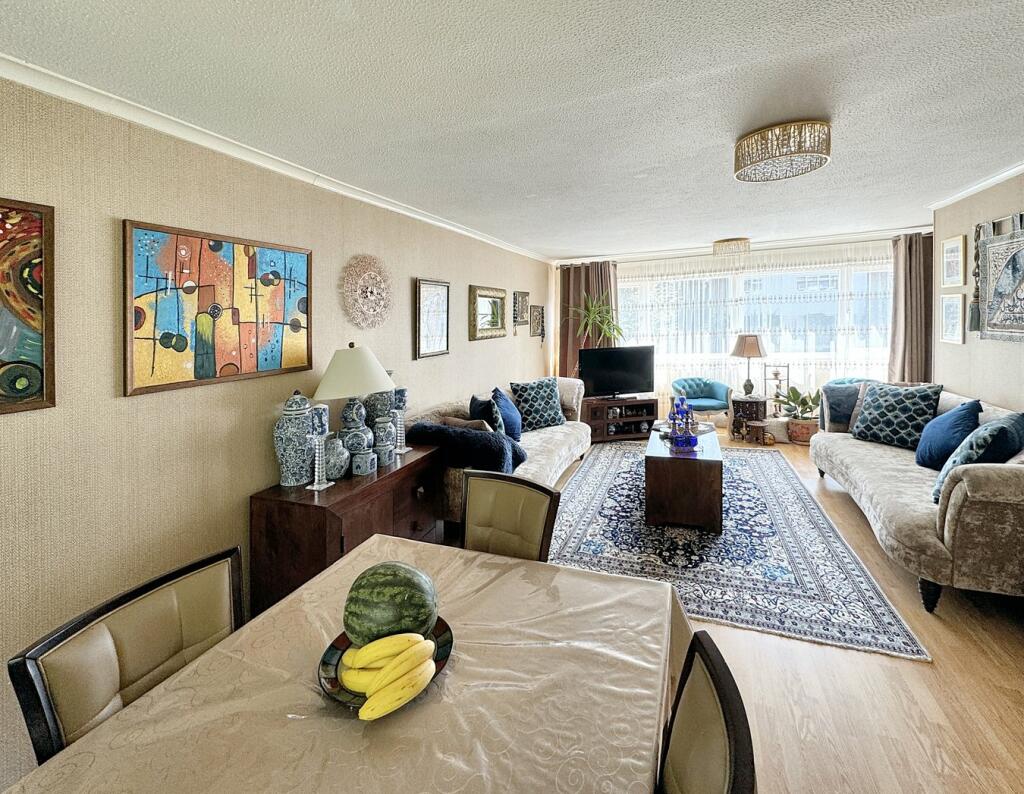 Additional image 14 of Sparrow Drive, Orpington, BR5